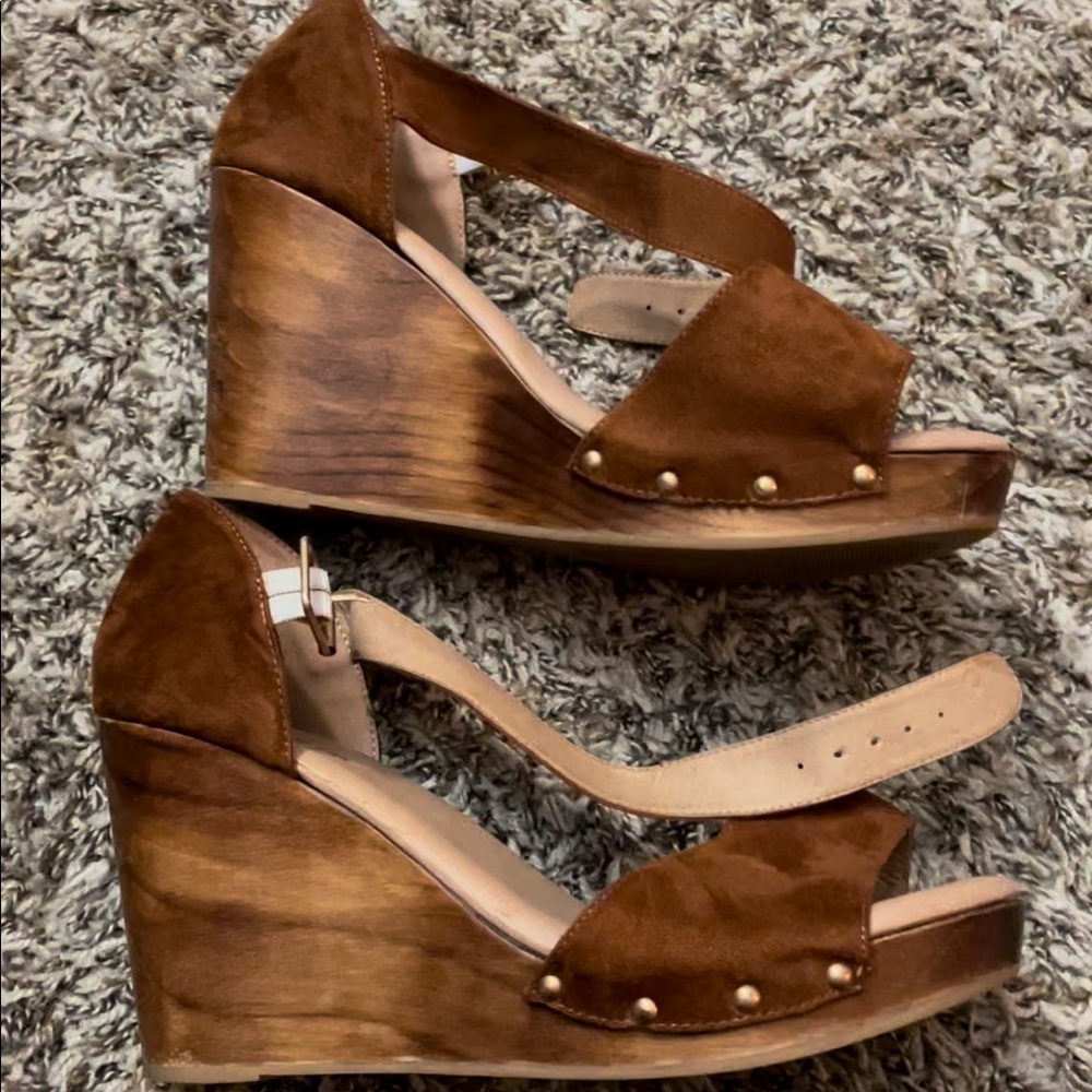 Size 11 Wedges